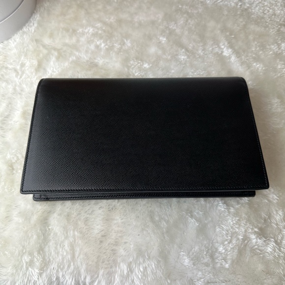❤️ysl clutch ❤️ - Picture 5 of 10